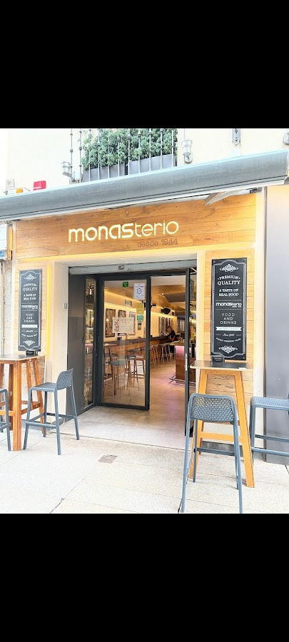 Bar Monasterio