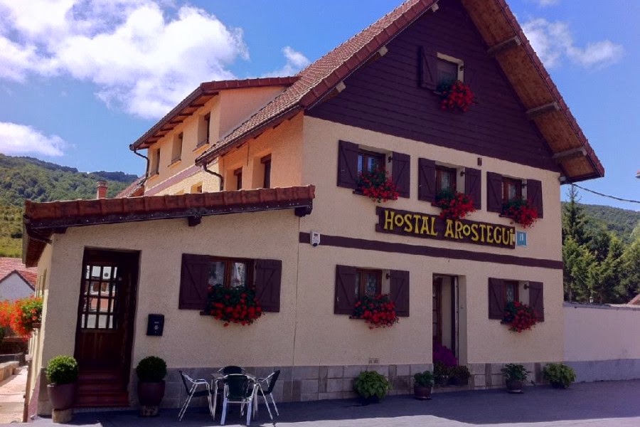 Hostal Arostegui