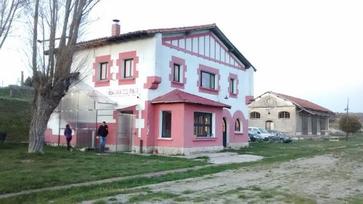 La Estacion Del Rio Lobos