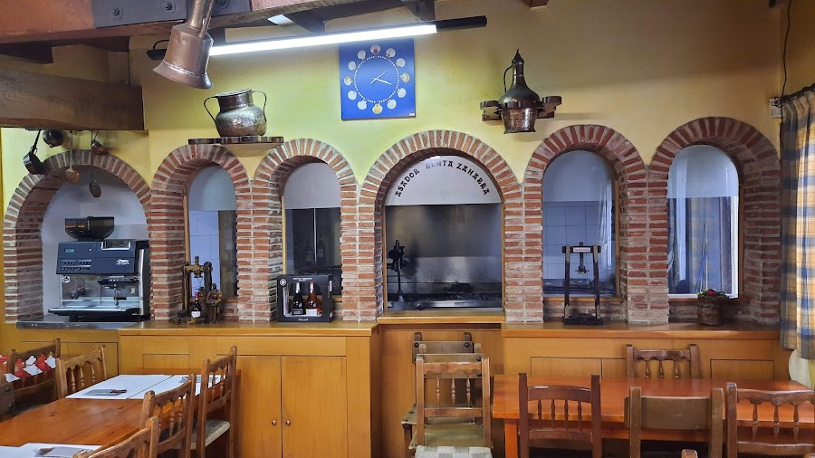 Restaurante-Asador "Benta Zaharra"