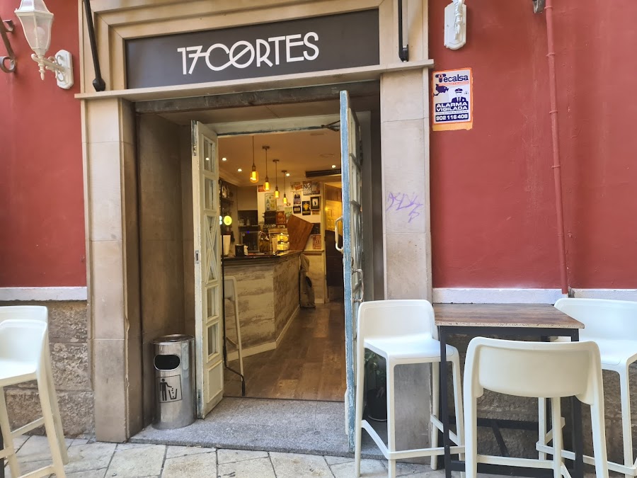 Bar 17 Cortes