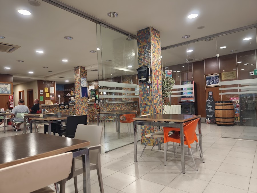 Bar Restaurante Asociación De La Tercera Edad De Albelda De Iregua