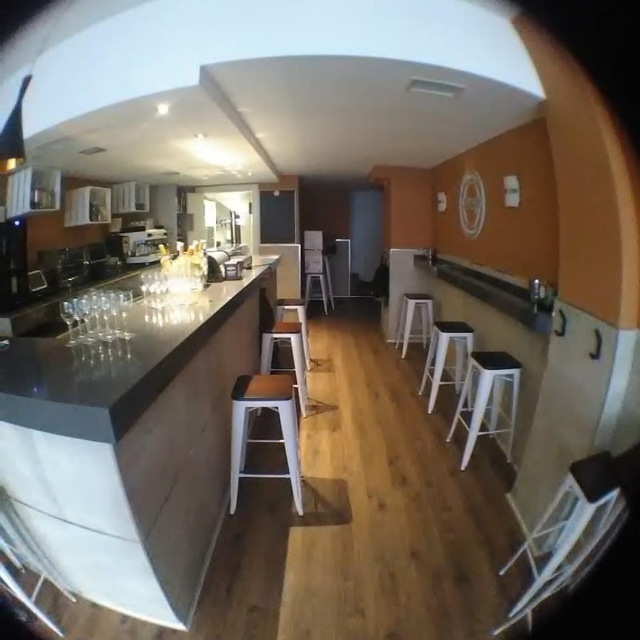 Bar restaurante Lasoga urban food