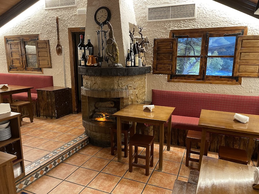Bodegón El Refugio