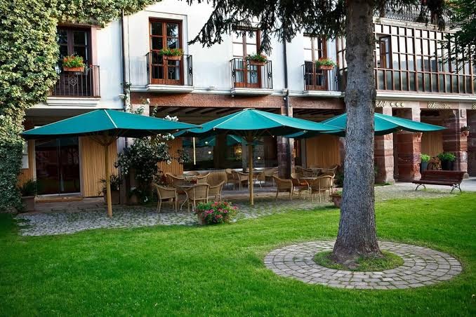 Hotel Echaurren Relais & Châteaux