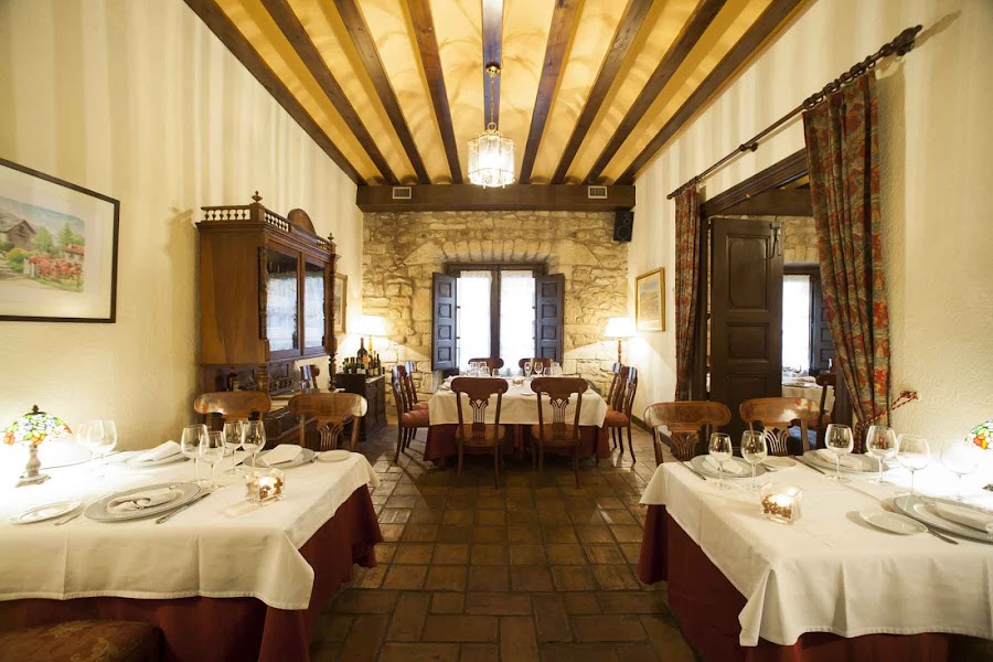 Restaurante Mayor de Migueloa | Carnes a la Brasa | Bodega & Hotel